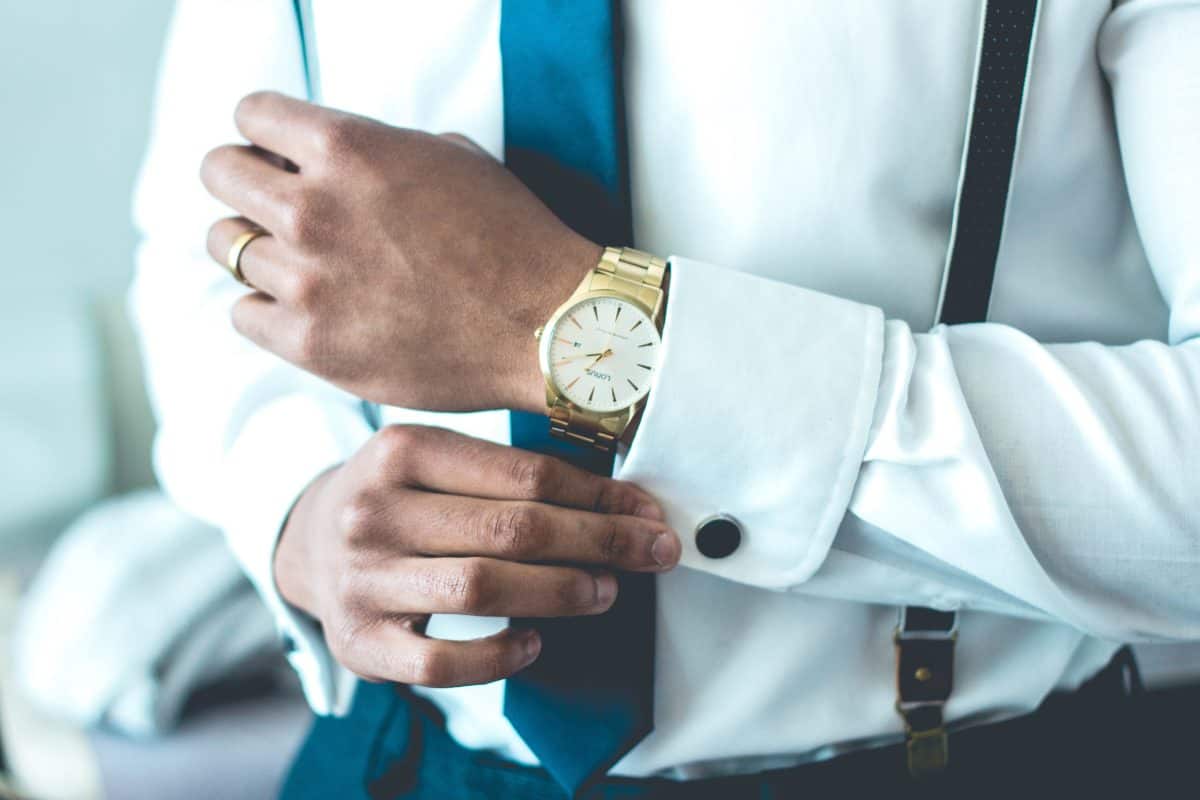 Elevate Your Evening Out: Fashionable Men’s Accessories Featuring the VVS Baguette Bezel Watch