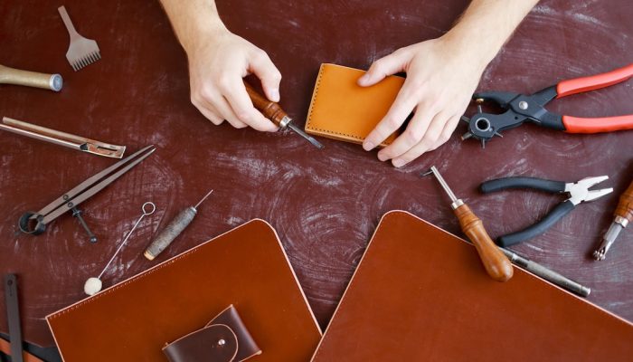 Exploring the art of handcrafted leather purses: a deep dive into Argentine craftsmanship