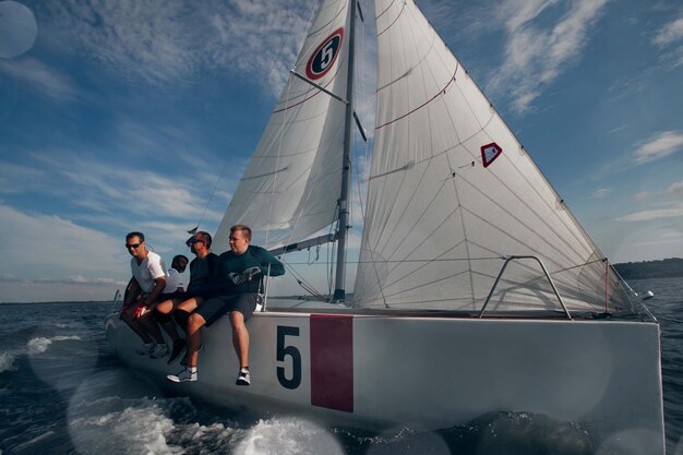 How Can Instructor Training Enhance Your Sailing Skills?